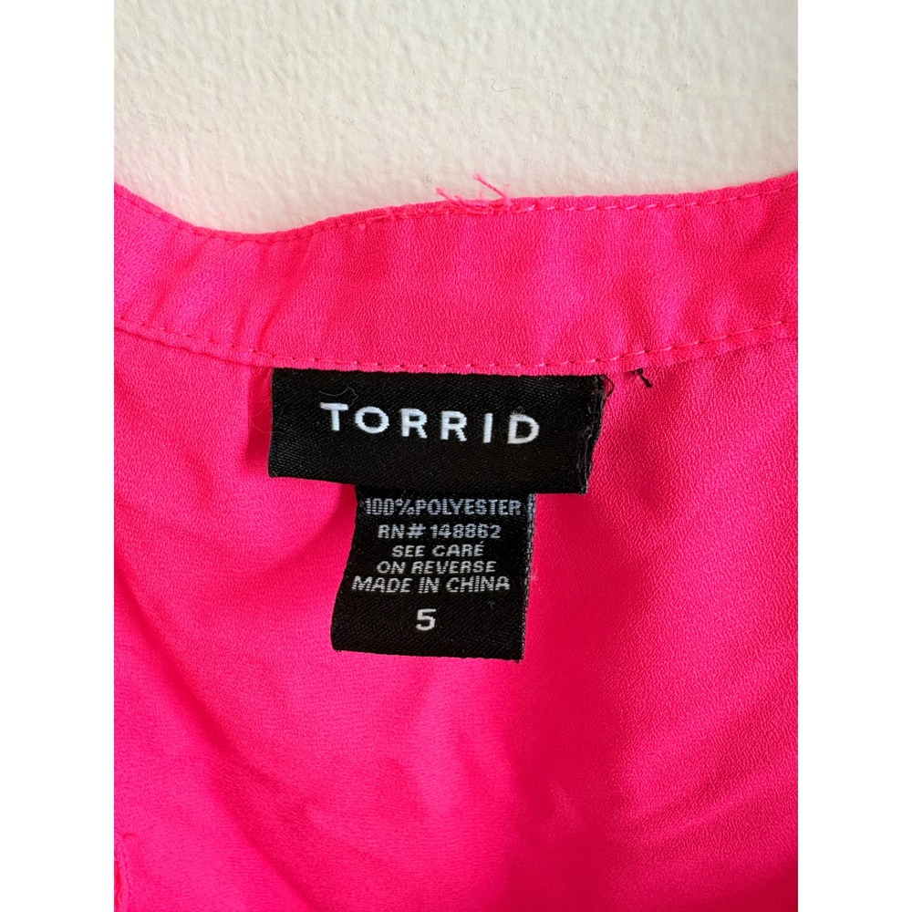 Torrid Neon Pink Georgette Split V-Neck Flowy Dolman Sleeve Blouse Top Size 5X - Picture 5 of 5